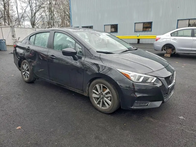 2020 NISSAN VERSA SV  