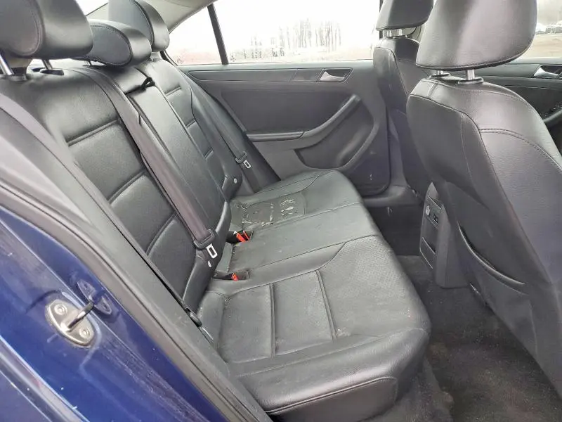2014 VOLKSWAGEN JETTA SE  