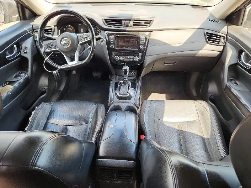 2018 NISSAN ROGUE SL  