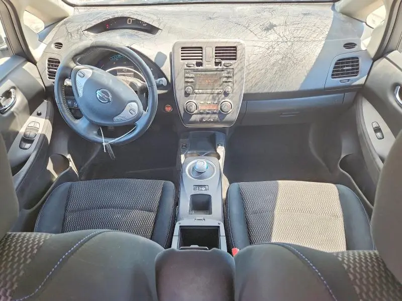 2015 NISSAN LEAF S  