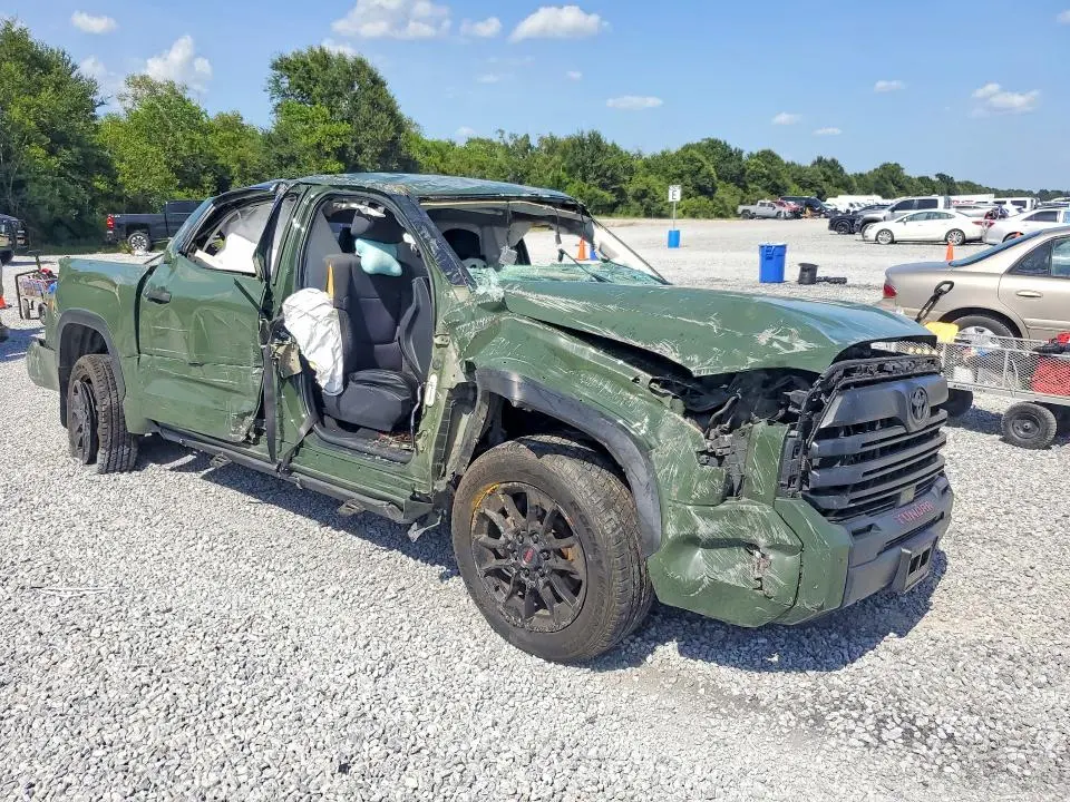 2022 TOYOTA TUNDRA SR5  