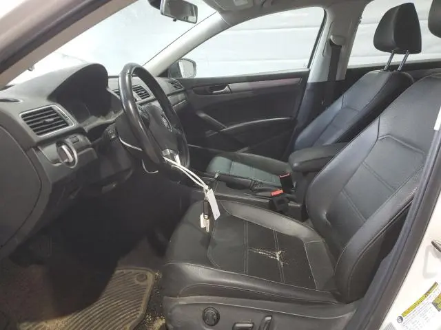 2015 VOLKSWAGEN PASSAT S  