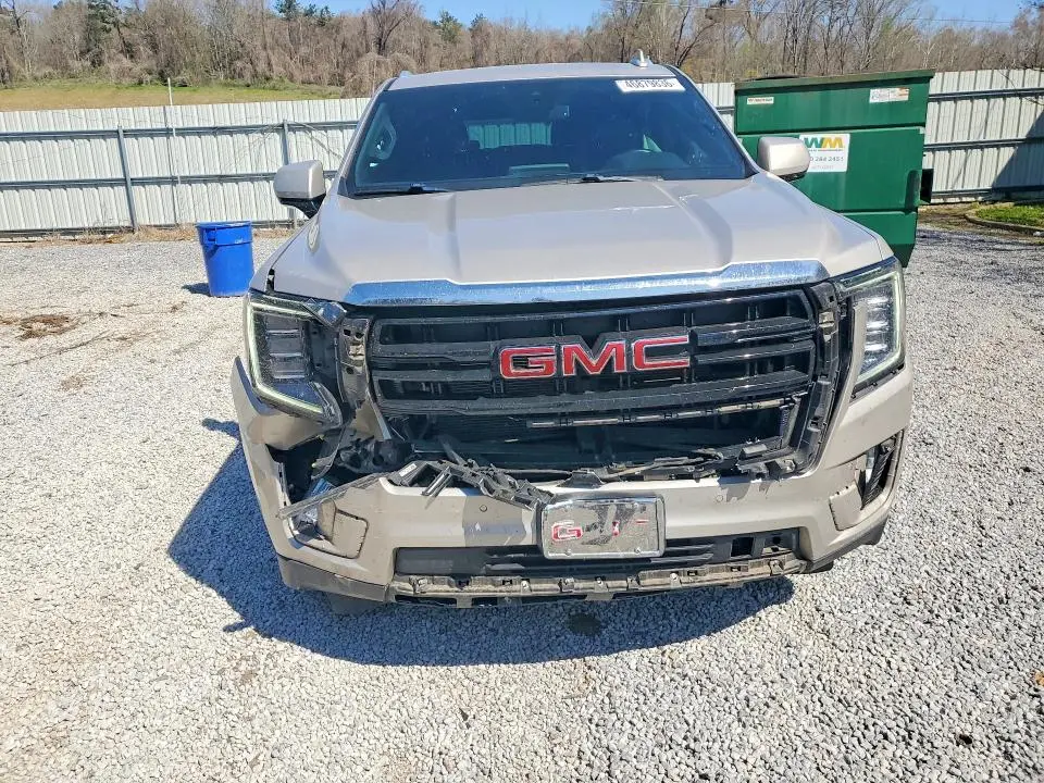 2023 GMC YUKON SLE  