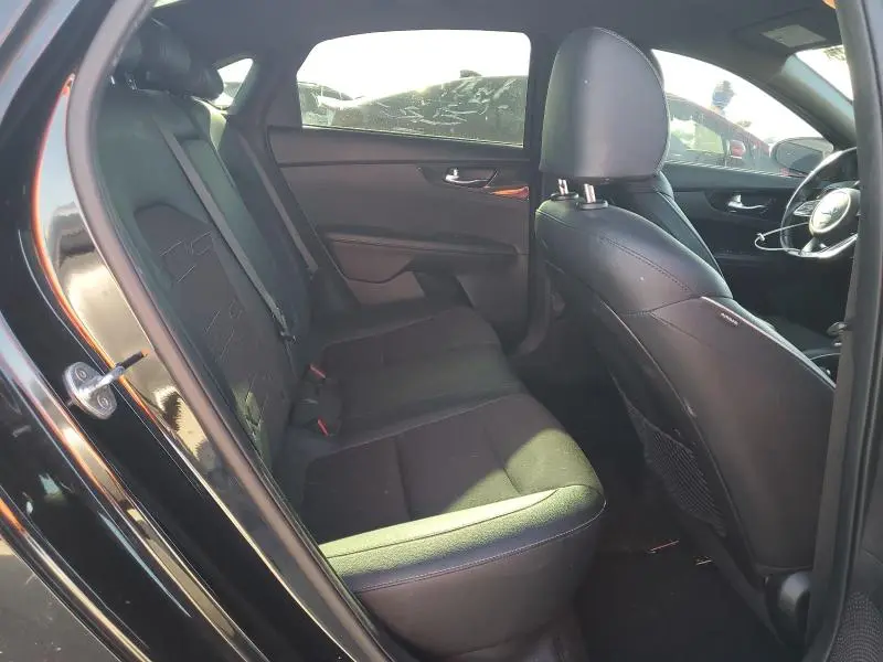 2020 KIA FORTE GT LINE  