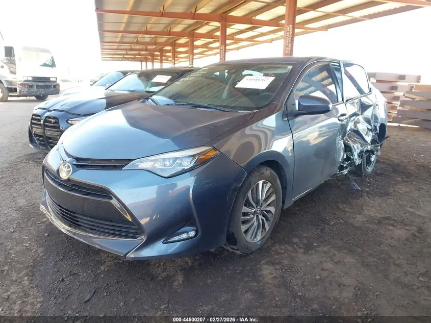 2018 TOYOTA COROLLA XLE