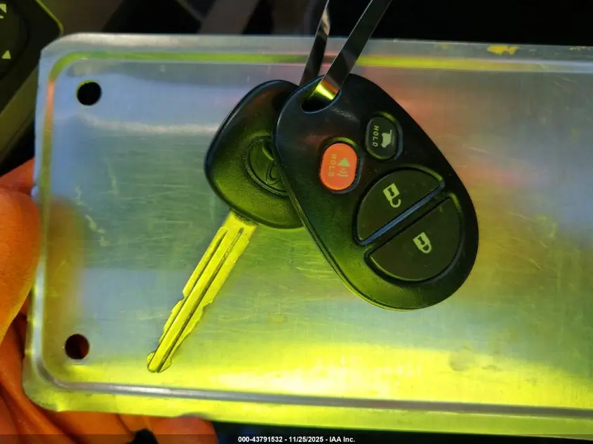 2013 TOYOTA SEQUOIA LIMITED 5.7L V8