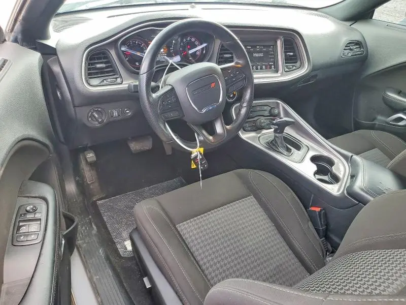 2021 DODGE CHALLENGER SXT  