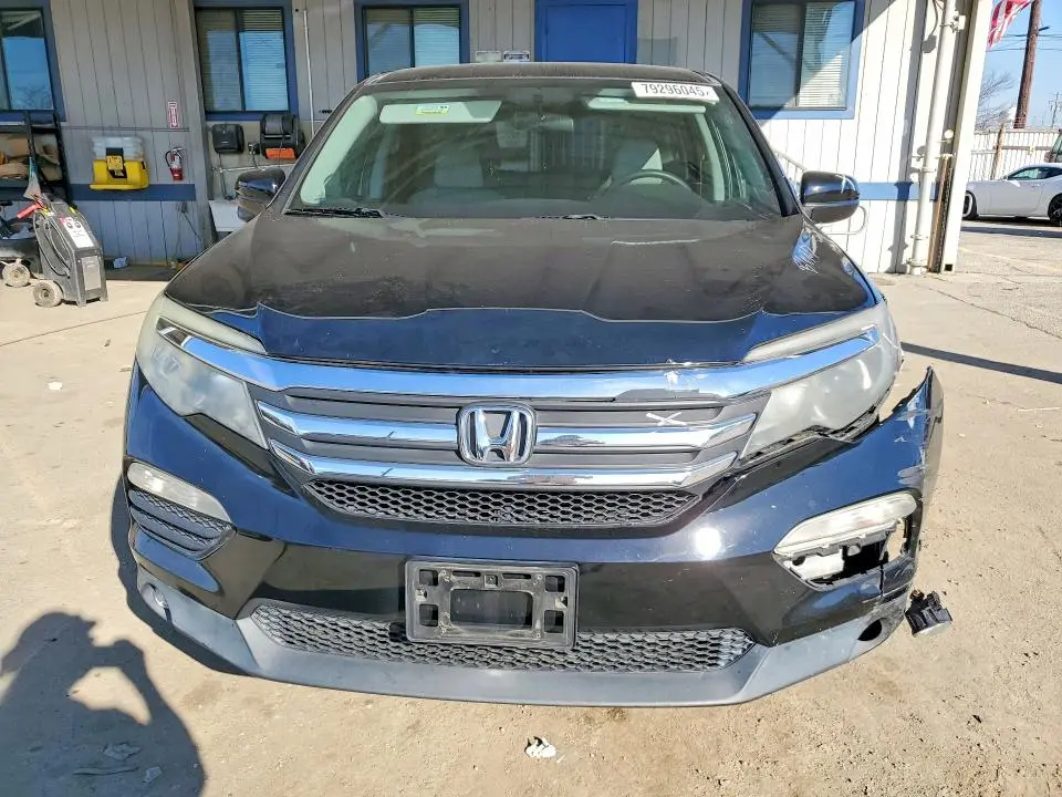 2016 HONDA PILOT EX  