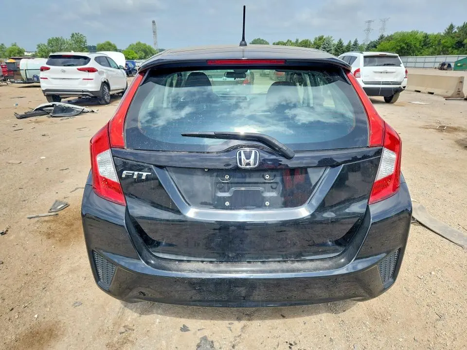 2015 HONDA FIT LX  