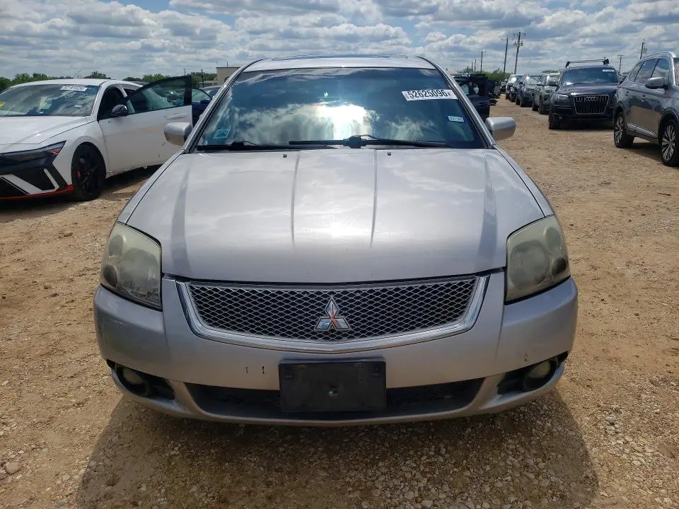 2012 MITSUBISHI GALANT ES  