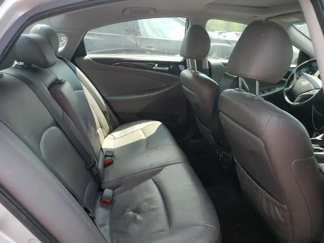 2011 HYUNDAI SONATA SE