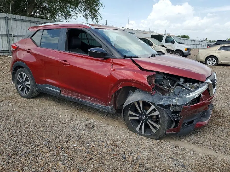 2019 NISSAN KICKS SR  