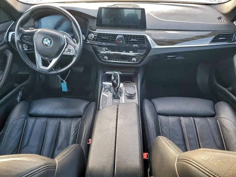 2020 BMW 530 I  