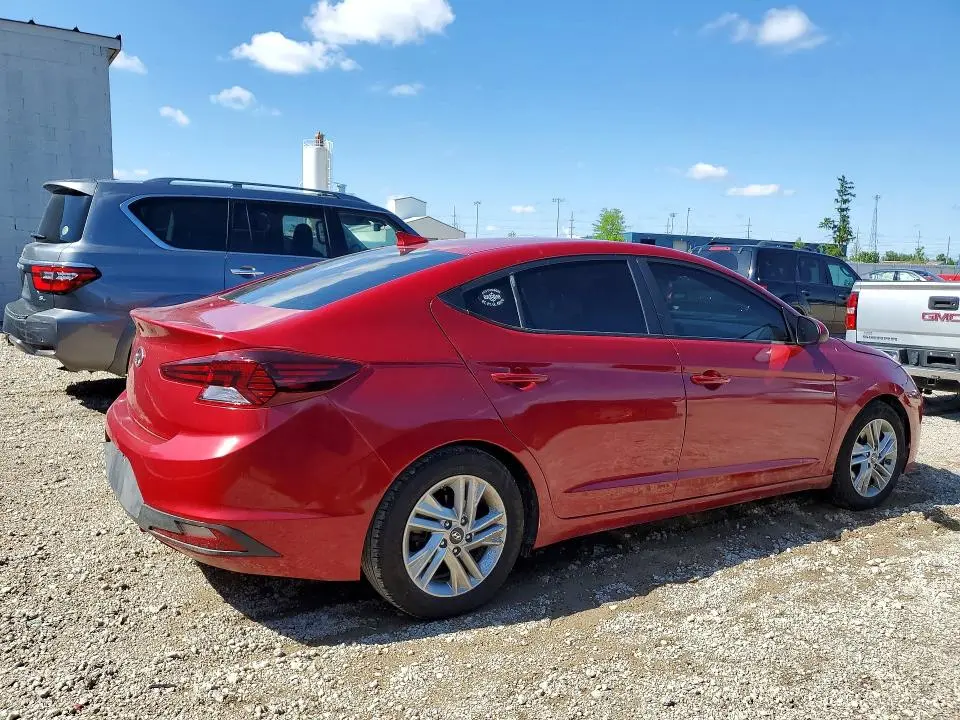 2020 HYUNDAI ELANTRA SEL  