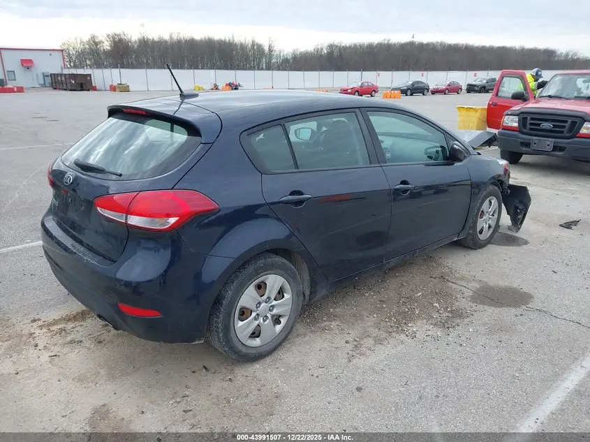 2017 KIA FORTE LX