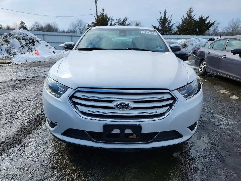 2016 FORD TAURUS LIMITED  