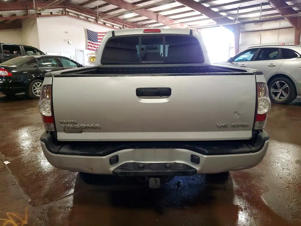2010 TOYOTA TACOMA V6  
