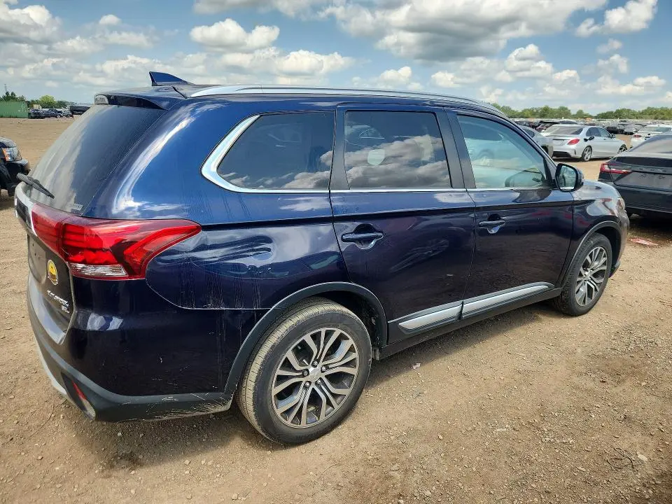 2017 MITSUBISHI OUTLANDER SE  