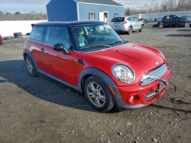 2013 MINI COOPER   