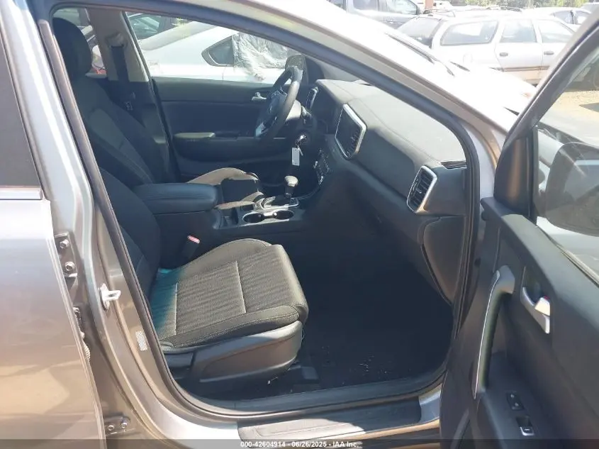 2022 KIA SPORTAGE LX