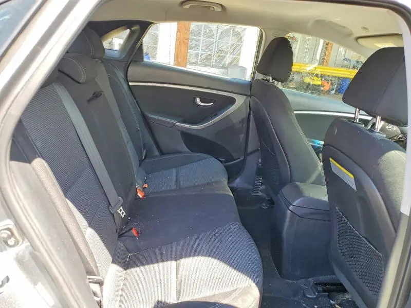2016 HYUNDAI ELANTRA GT BASE  