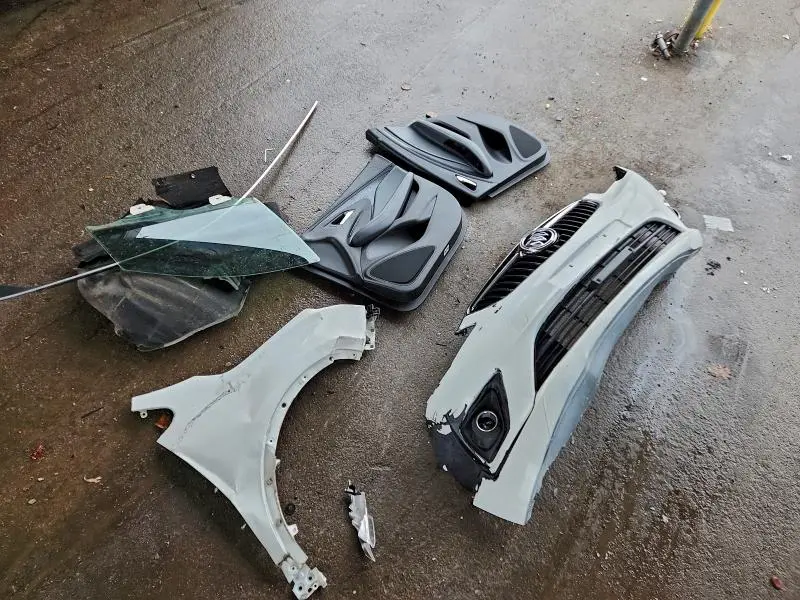 2019 BUICK ENVISION ESSENCE  