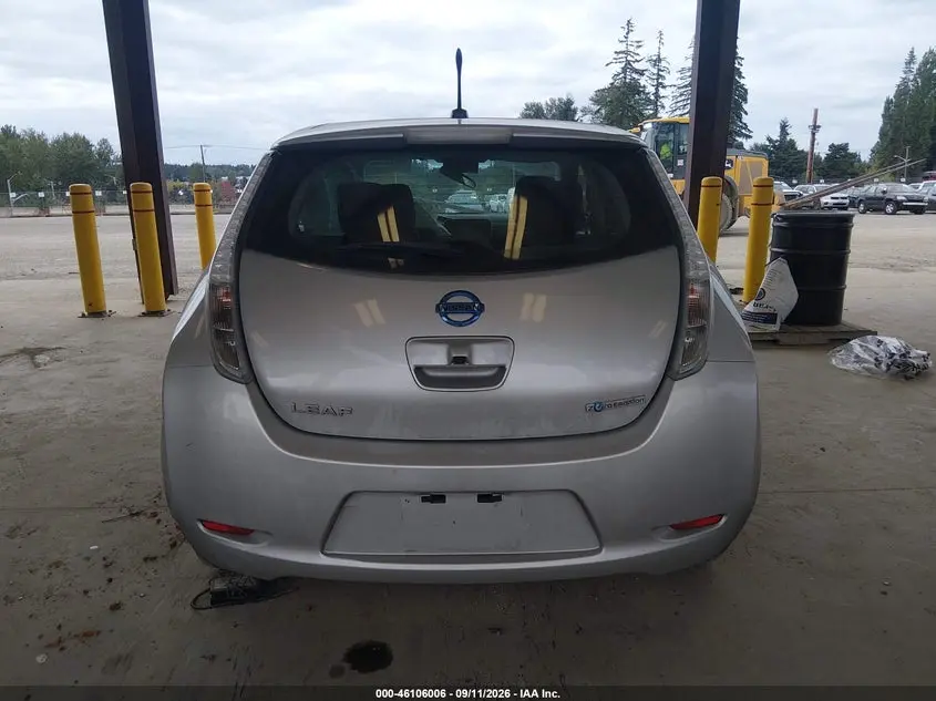 2013 NISSAN LEAF S