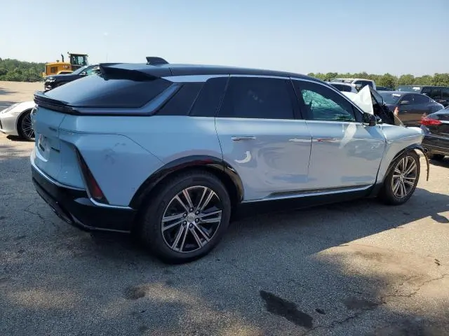 2024 CADILLAC LYRIQ LUXURY  