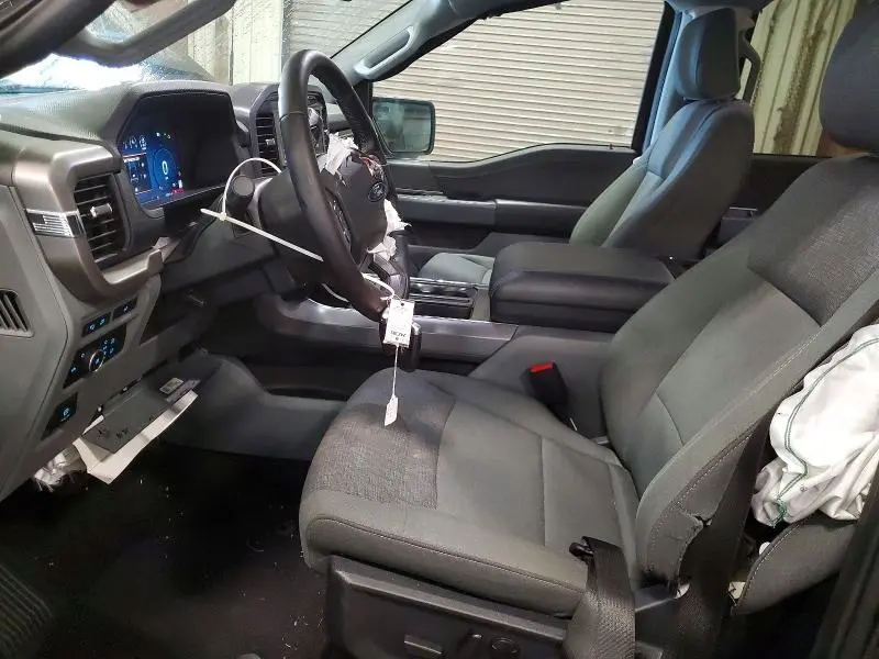 2024 FORD F150 XLT  