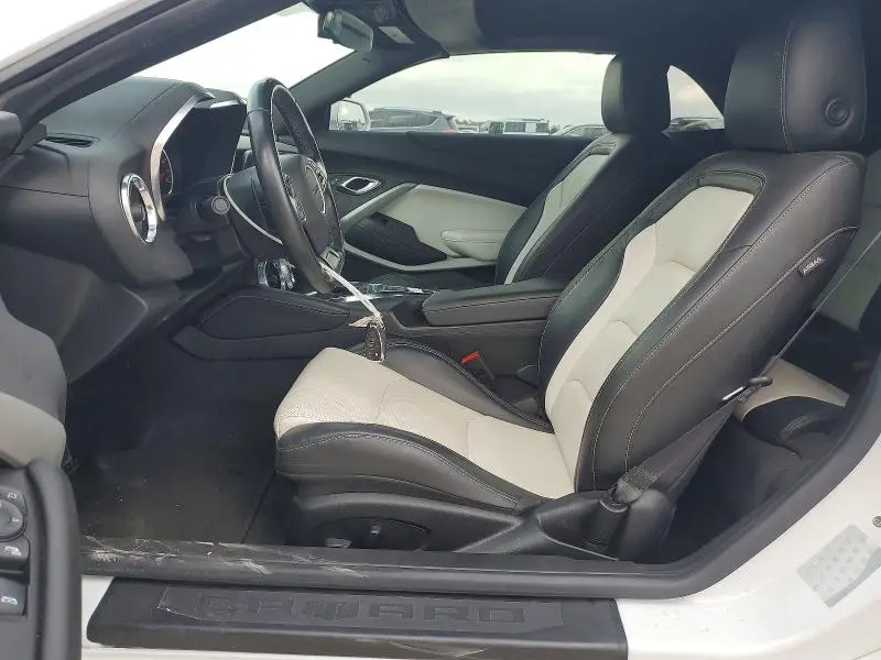 2023 CHEVROLET CAMARO LT  