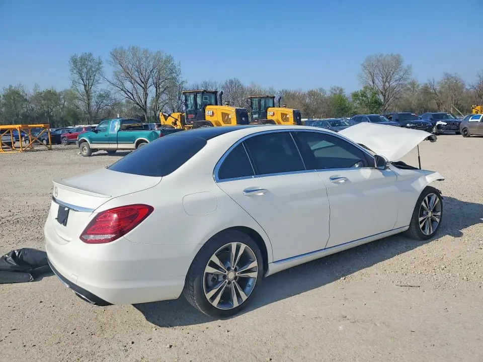 2016 MERCEDES-BENZ C 300  