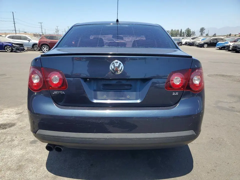 2010 VOLKSWAGEN JETTA LIMITED  