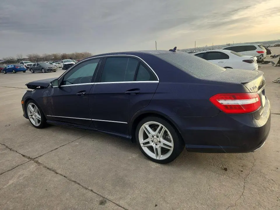 2011 MERCEDES-BENZ E 350  