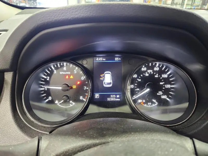 2019 NISSAN ROGUE S  