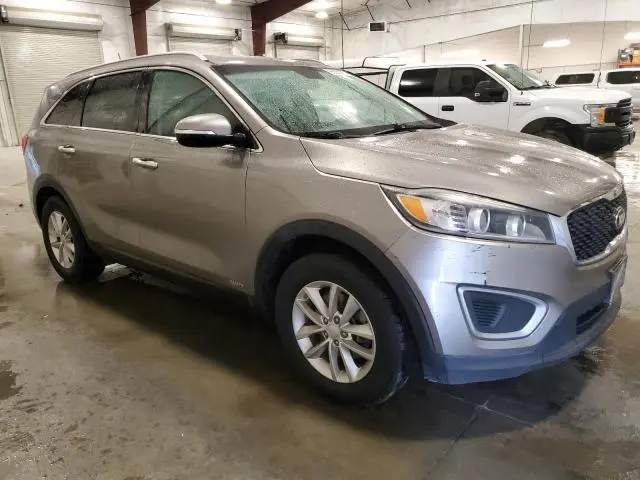 2017 KIA SORENTO LX  