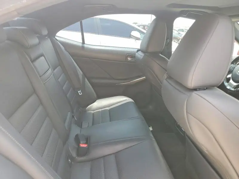 2016 LEXUS IS 200T  