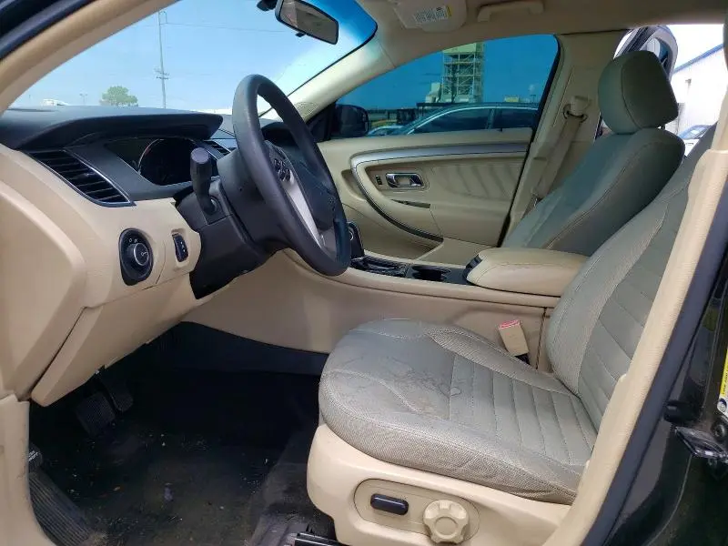 2015 FORD TAURUS SE  