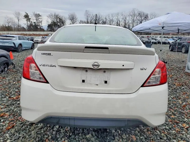 2019 NISSAN VERSA S  