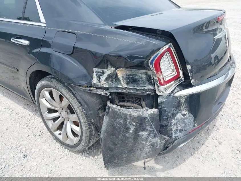 2015 CHRYSLER 300C  