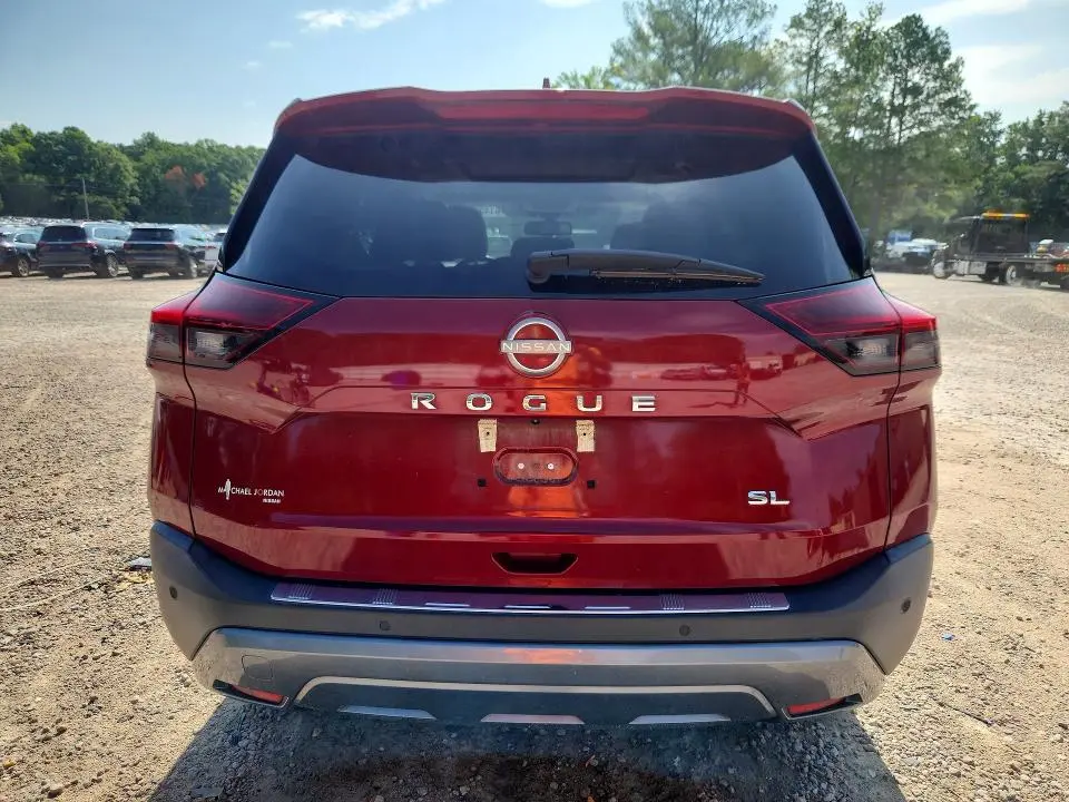 2022 NISSAN ROGUE SL  
