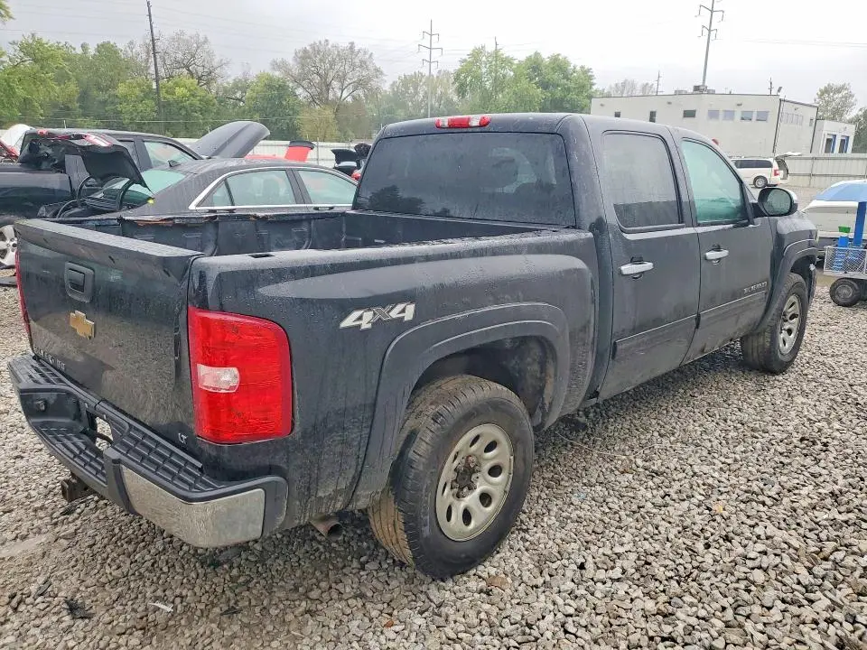 2011 CHEVROLET SILVERADO K1500 LT  