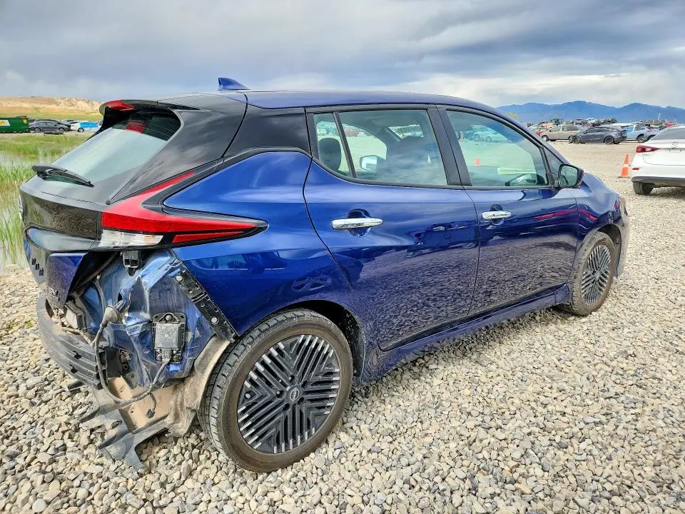 2025 NISSAN LEAF SV PLUS  