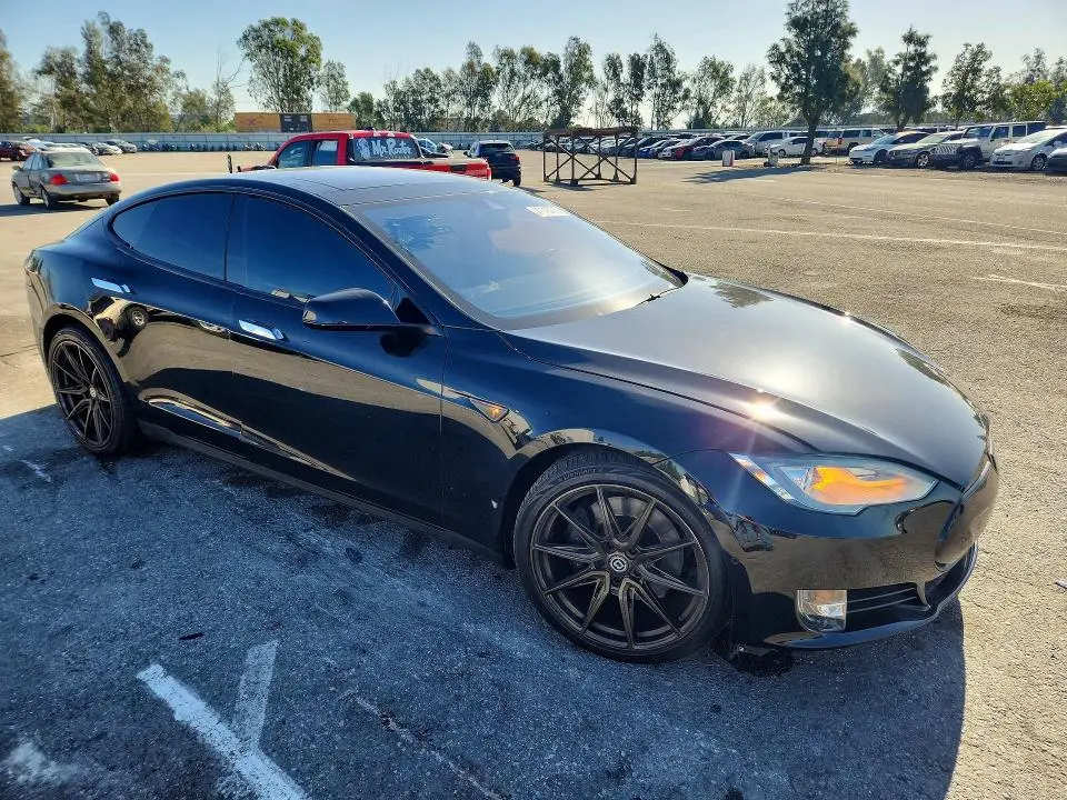 2016 TESLA MODEL S   