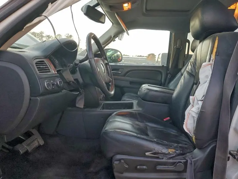 2012 CHEVROLET AVALANCHE LT  