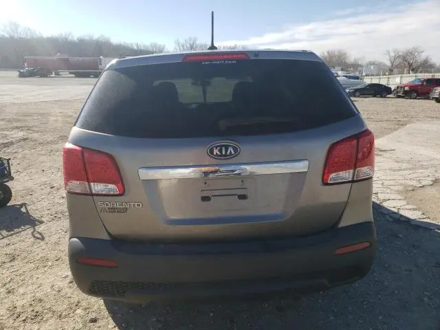 2011 KIA SORENTO BASE
