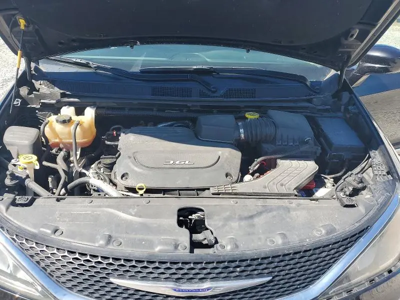 2018 CHRYSLER PACIFICA TOURING L PLUS  