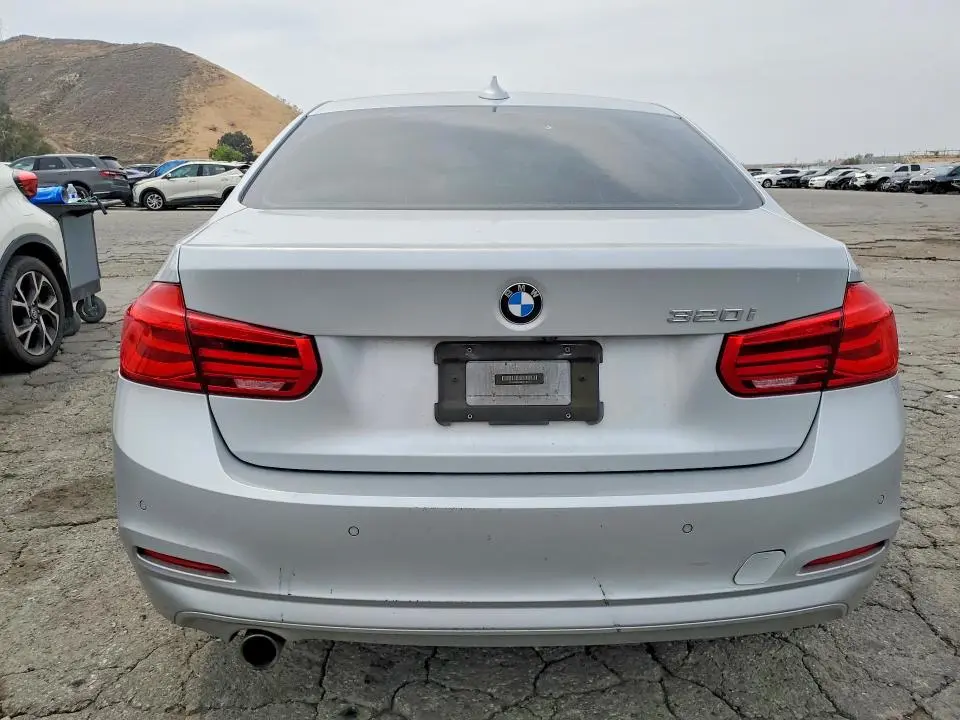 2016 BMW 320 I  