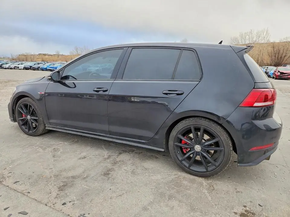 2021 VOLKSWAGEN GTI S  