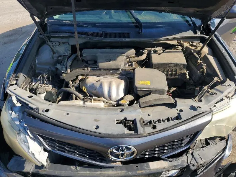 2014 TOYOTA CAMRY SE  