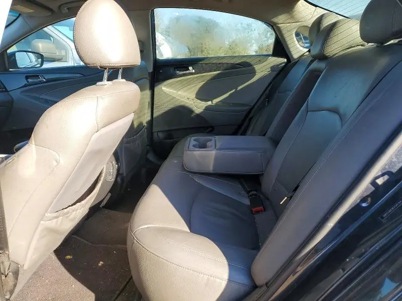 2012 HYUNDAI SONATA SE  